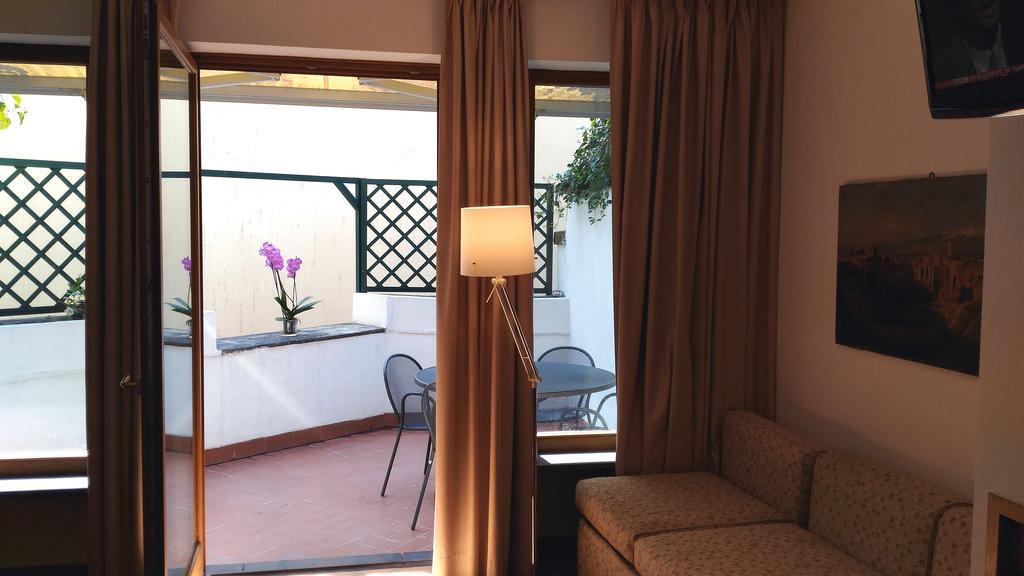 Il Pozzo Apartment Sorrento Bagian luar foto