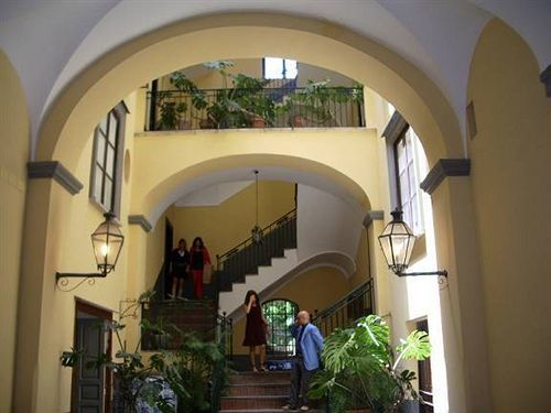 Il Pozzo Apartment Sorrento Bagian luar foto